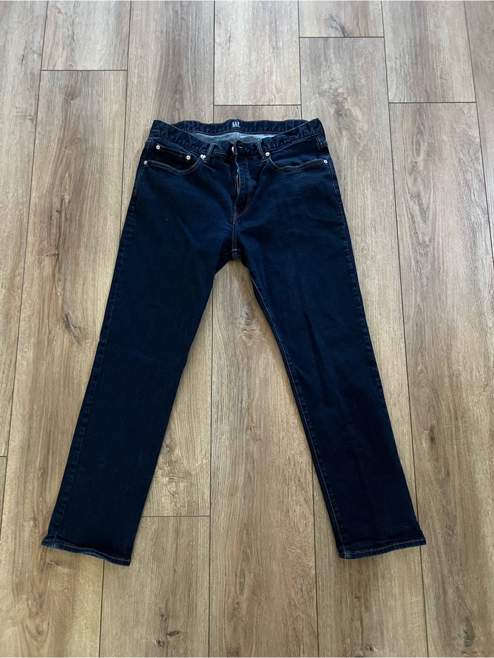 Gap Men’s Straight Leg Jeans - Like New